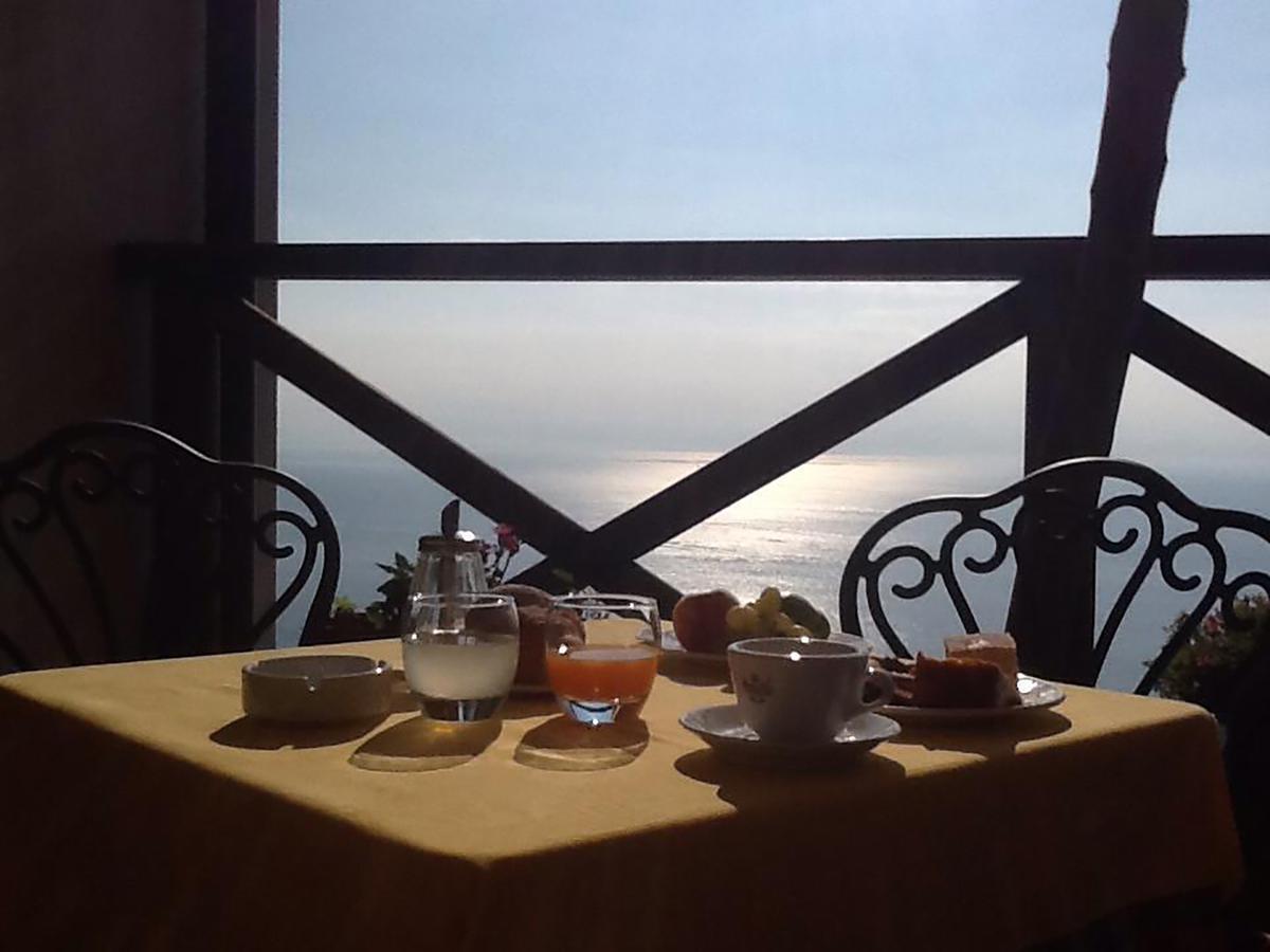 Bed and Breakfast L'Antico Borgo Dei Limoni Amalfi Exterior foto